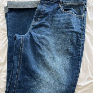 Old Navy Blue Boyfriend Jeans with Classic Denim Look